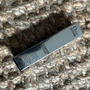 DIOR
Backstage Concealer Shade 9N